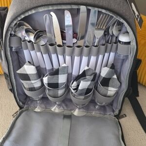 Gray Picnic Backpack with Utensils